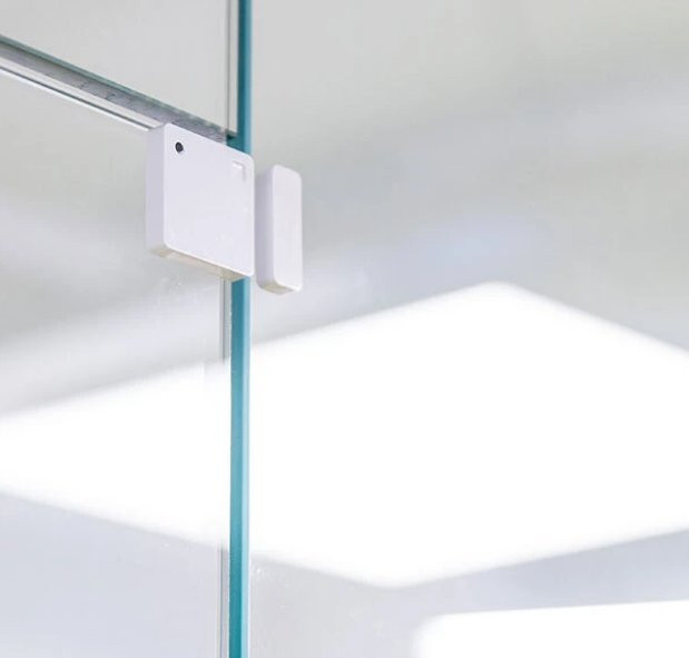 Shelly BLU Door White - bezprzewodowy sensor do drzwi szklanych